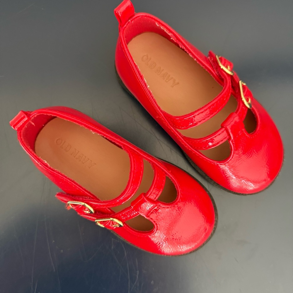 Old Navy Toddler Girls Mary Jane Red Buckle Flat Shoes Size 6c - Picture 2 of 7